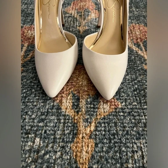 Like New! Jessica Simpson Prizma Pointed Toe Heel - Picture 5 of 8